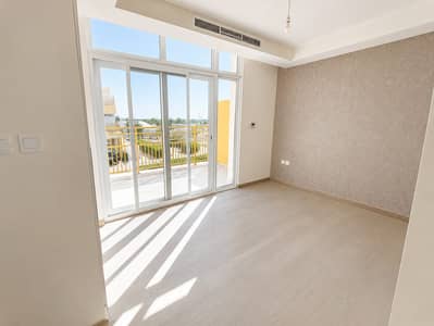 3 habitaciones Townhouse para en Alquiler en DAMAC Hills 2 (Akoya by DAMAC), Dubai - Casa adosada en DAMAC Hills 2 (Akoya by DAMAC)，Primrose, 3 dormitorios, 100000 AED - 16555715