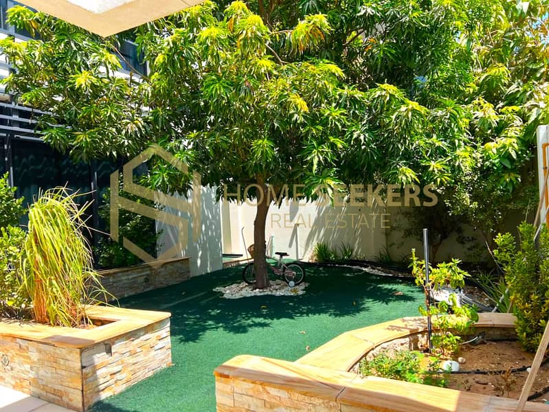2 Luxury_Property_Photo_06_4K. jpg