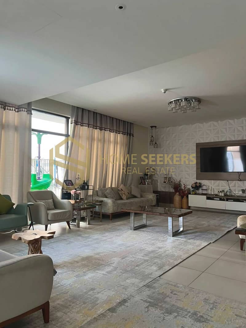 3 Luxury_Property_Photo_01_4K. jpg