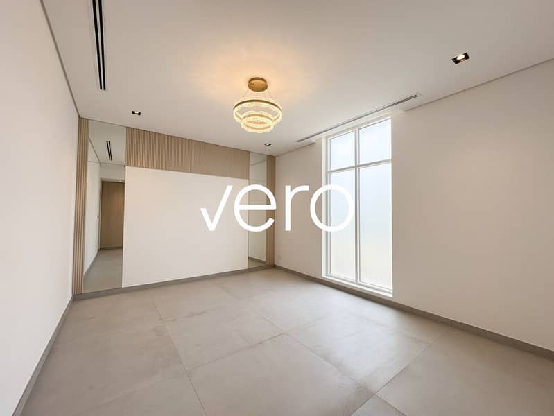 8 Photo 8