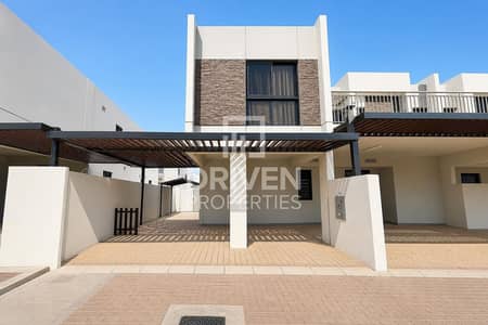3 Bedroom Townhouse for Rent in DAMAC Hills 2 (Akoya by DAMAC), Dubai - Maids Room | Vacant in Oct | Landscaped | B2B