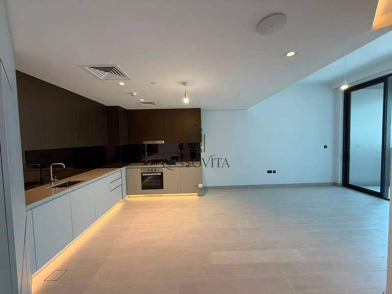Spacious 1 Bedroom | Creek View | Prime Location Spacious 1 Bedroom | Creek View | Prime Location