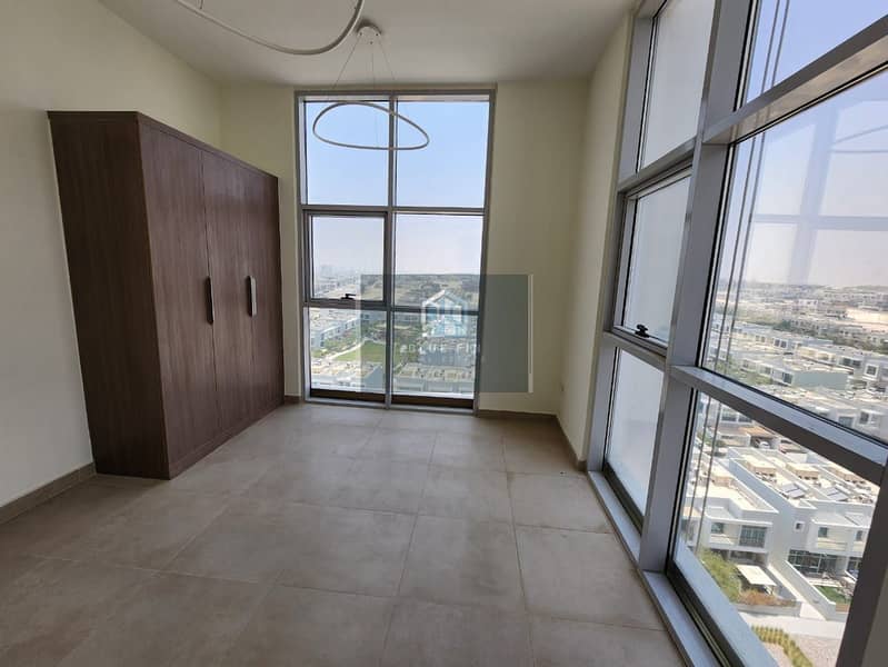 Prime Location | Bright Unit | Vacant Now Prime Location | Bright Unit | Vacant Now
