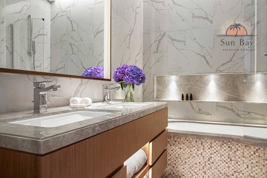 16 Two & Three Bedroom Suite - Bathroom 2. jpg