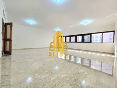 3 Bedroom Flat for Rent in Hamdan Street, Abu Dhabi - WhatsApp Image 2026-09-18 at 4.44. 22 PM (1). jpeg