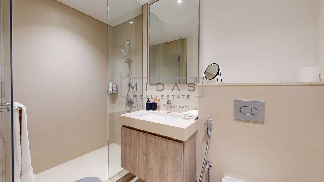 18 MIDAS-REAL-ESTATE-Downtown-Views-2-T1-Unit-4706-03052026_112805. jpg