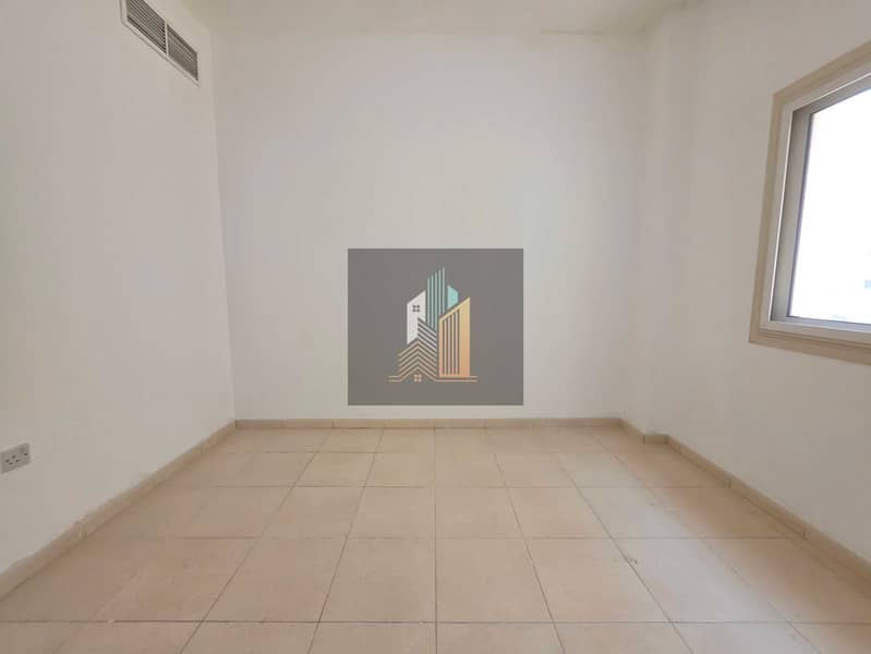4 77519. jpg