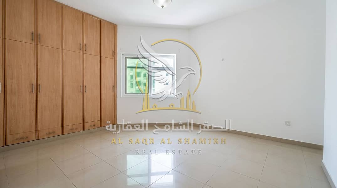 8 Real_estate_photo_enhancement_in…_202609051417. jpeg