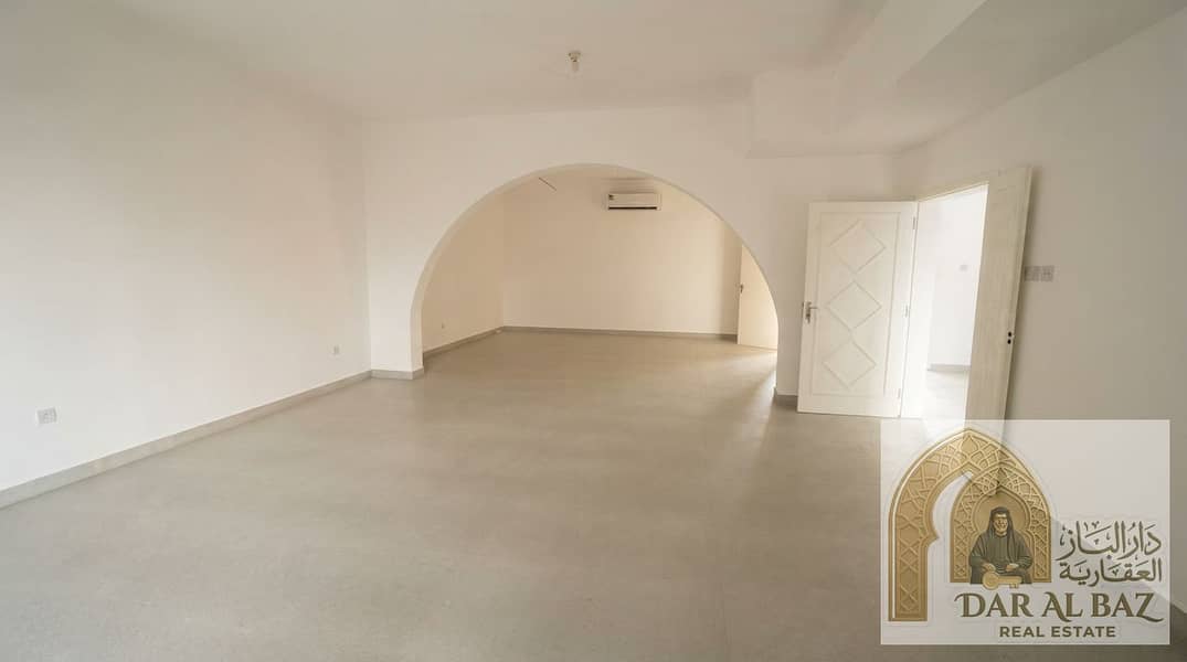 4 Enhancing_real_estate_photograph…_20260918090849. jpeg