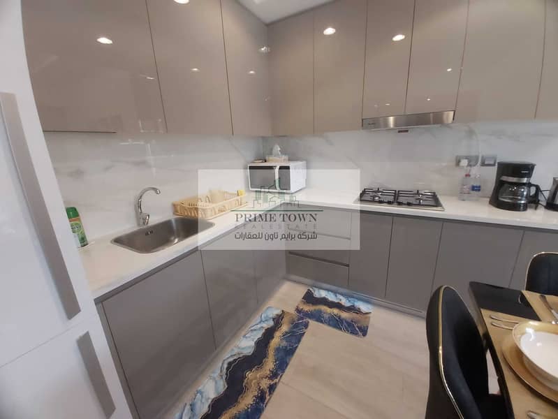 12 Kitchen-area-4. jpg