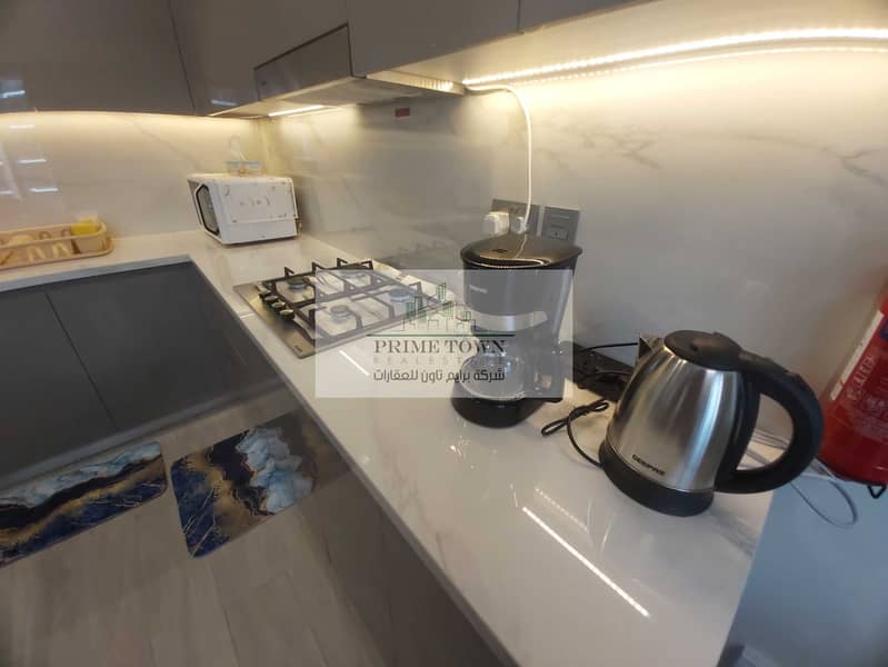 20 Kitchen-area-2. jpg