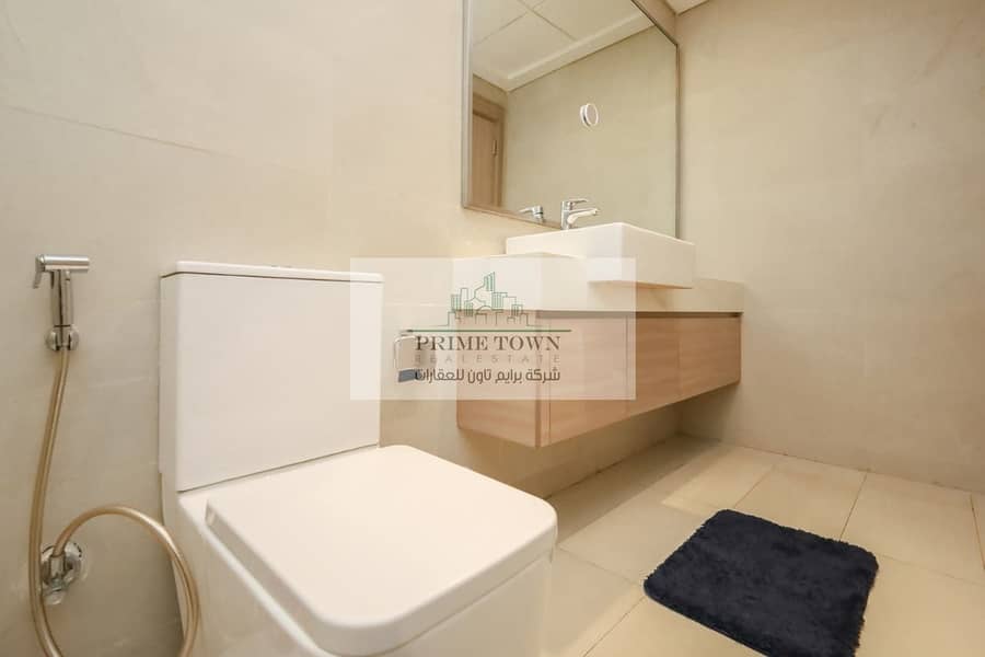 29 master-bathroom-7. jpg