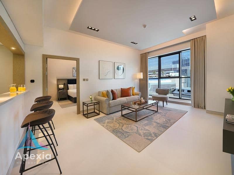 6 06_Living_Room_Type_B_MonorailView_03. jpg