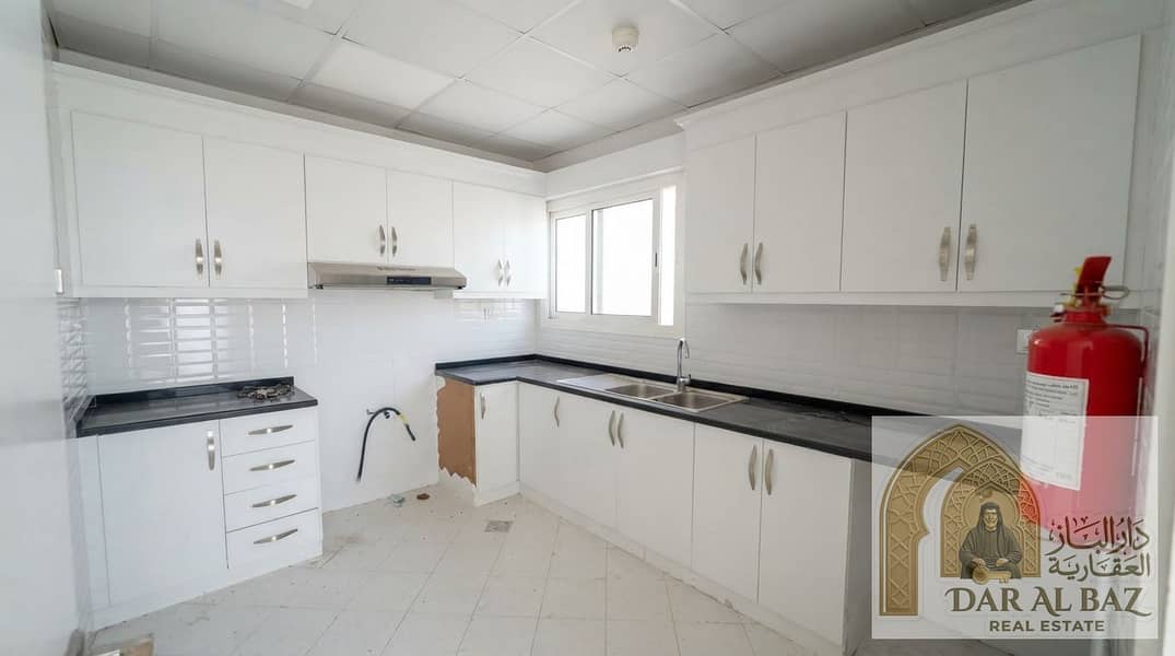 14 Real_estate_photograph_enhanceme…_20260916002853. jpeg