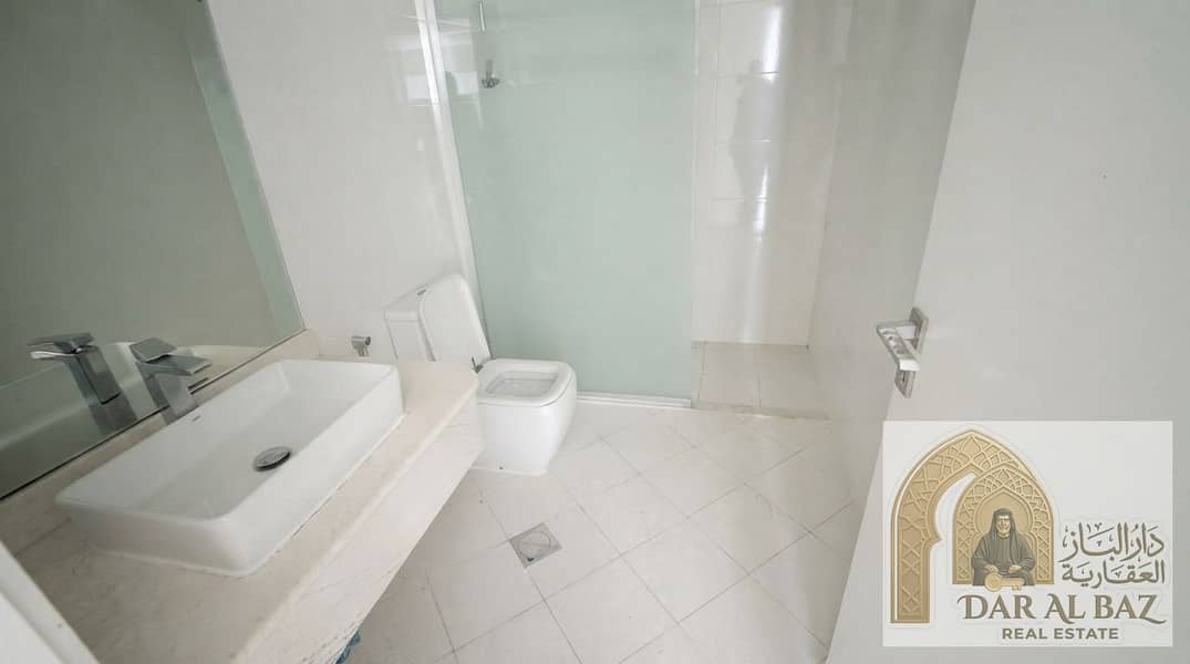 16 Real_estate_photo_enhancement_in…_20260916004153. jpeg