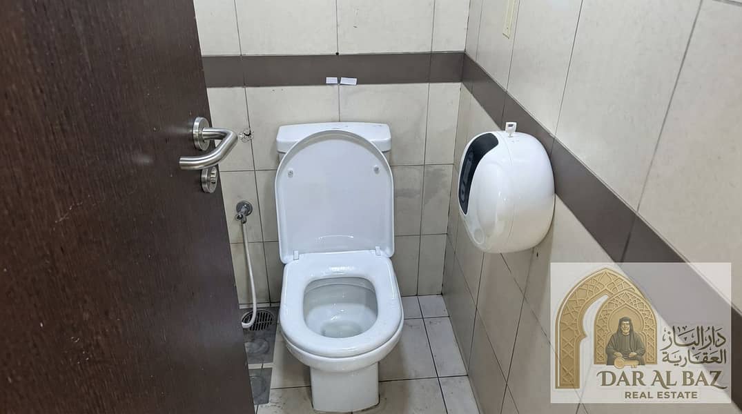 16 Enhancing_real_estate_listing_ph…_20260915085837. jpeg