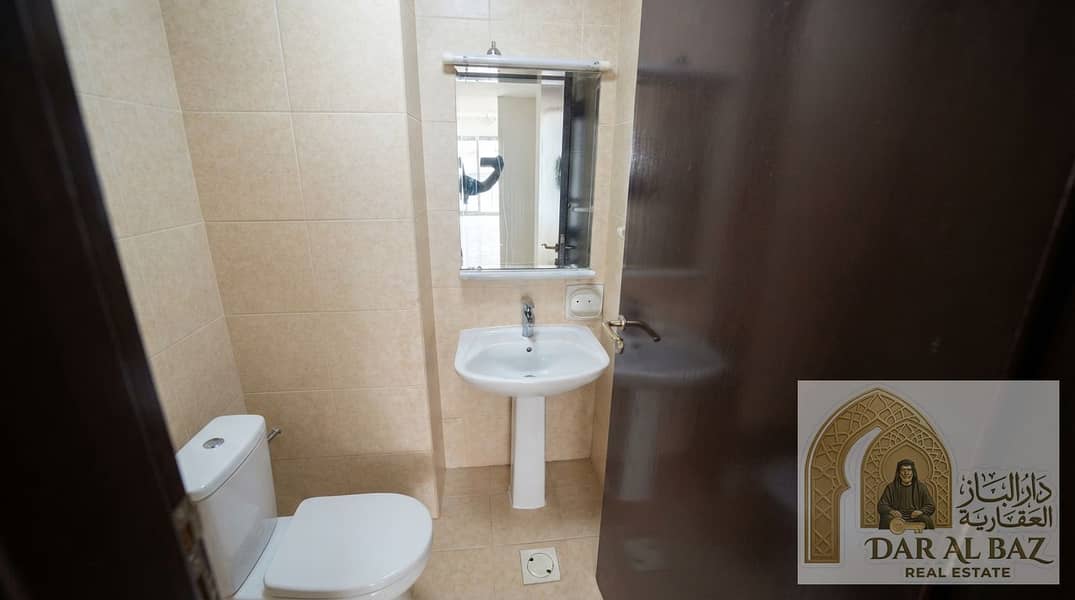 19 Enhancing_real_estate_listing_ph…_20260917011948. jpeg