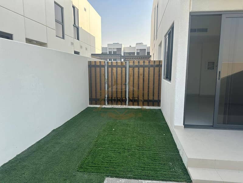 Villetta a schiera a DAMAC Hills 2 (Akoya by DAMAC),Zinnia, 3 camere da letto, 2200000 AED - 16560867 Villetta a schiera a DAMAC Hills 2 (Akoya by DAMAC),Zinnia, 3 camere da letto, 2200000 AED - 16560867