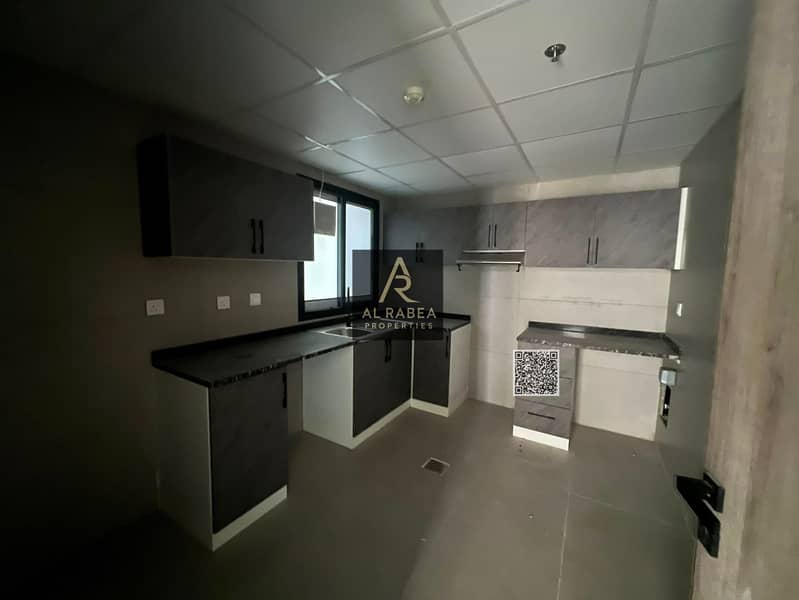 14 ac541da6-8afd-426c-bb31-b0df92e171f7. jpg