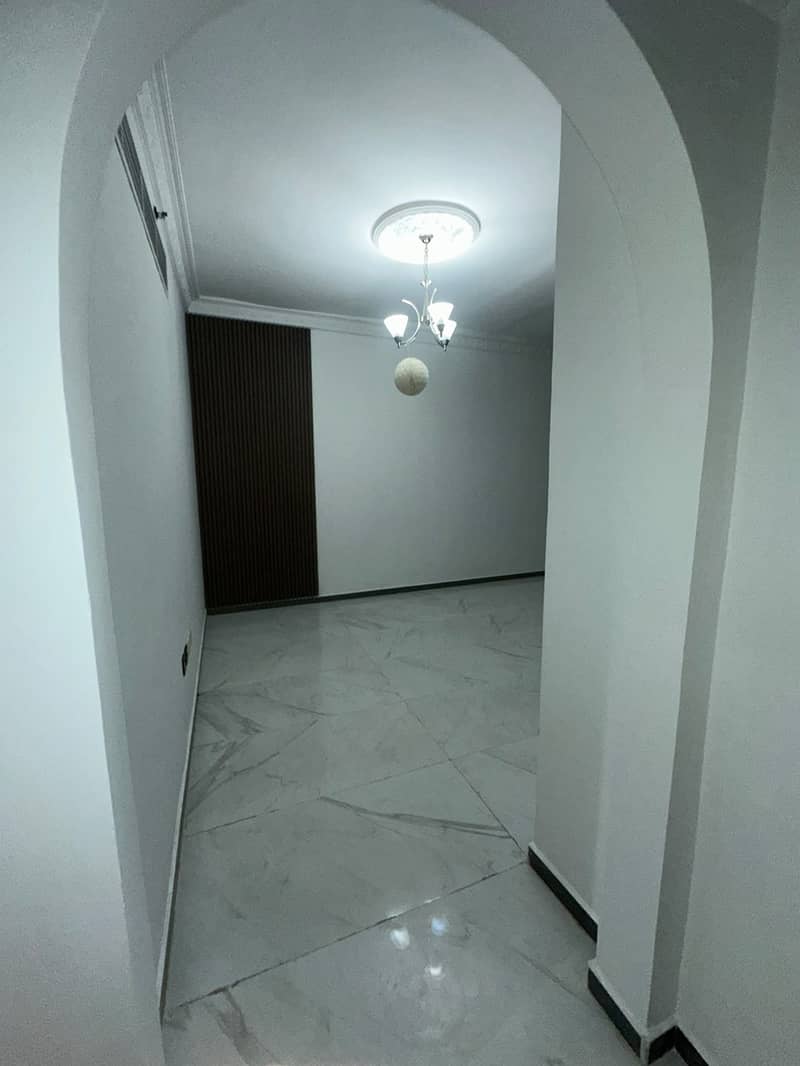 11 1000622239. jpg