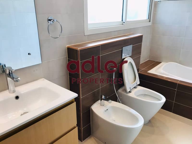 17 b3419d1f-281e-46ce-8256-d7317915ac7c. jpg