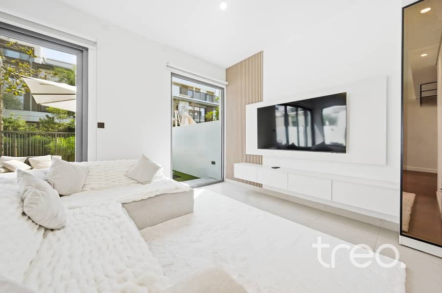 2 Watermarked-9. jpg