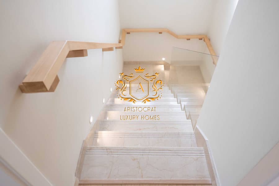 18 Stairs. jpg