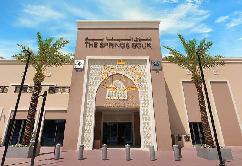 44 The-Springs-Souk---web. jpg