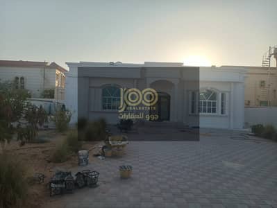 فیلا 5 غرف نوم للايجار في السلمة، أم القيوين - WhatsApp Image 2026-09-15 at 3.24. 05 AM (1). jpeg