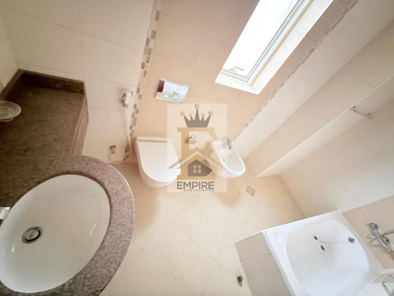 15 c57cf164-ebe5-4b66-98b5-f056cddd37d0. jpg