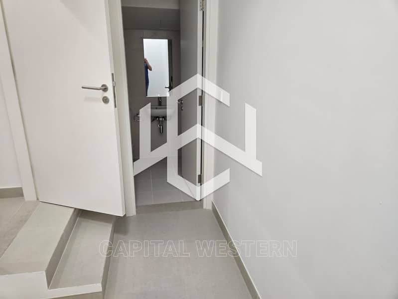 4 4BR+Majlis+Maid | Brand New | Kitchen-furnished