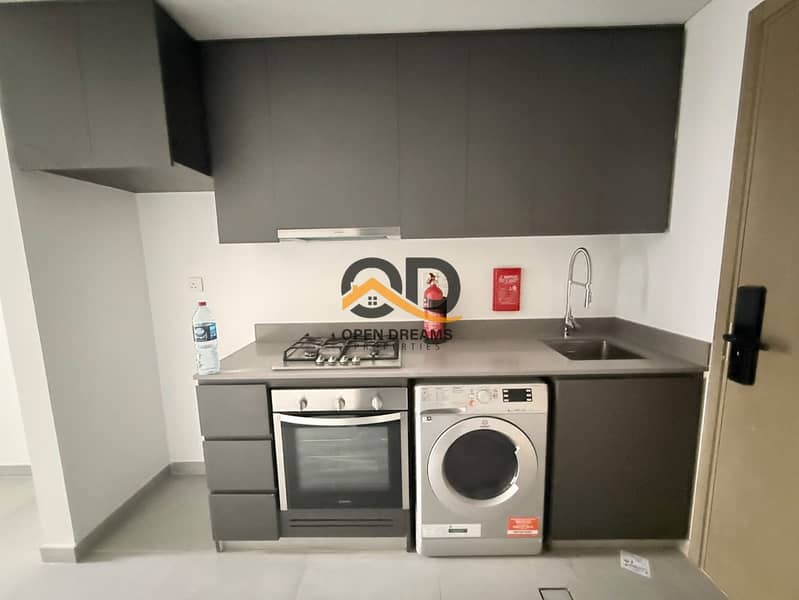 7 adda5a26-aaf7-48e8-b954-e8d2d211ae36. jpg