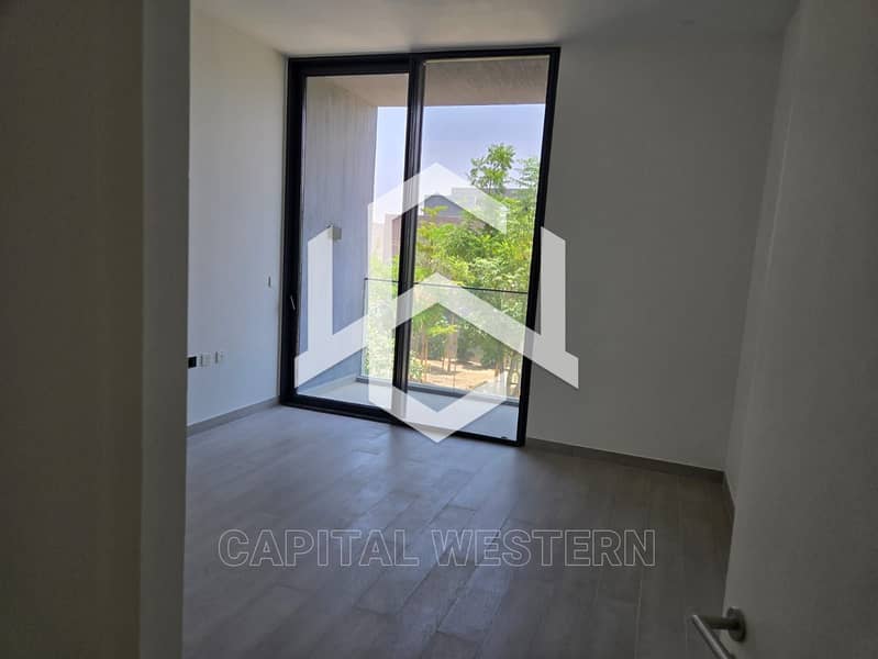 17 4BR+Majlis+Maid | Brand New | Kitchen-furnished