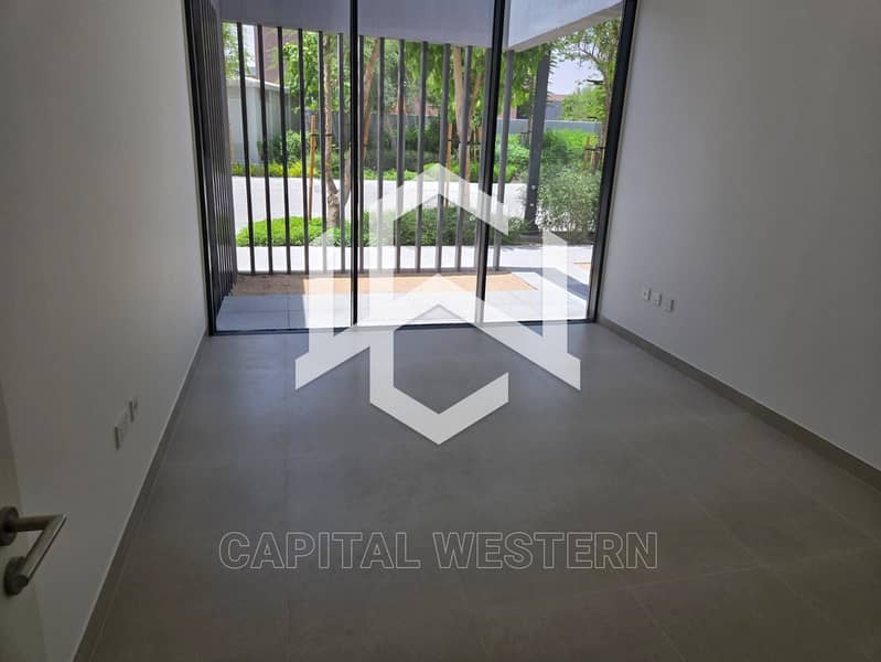 25 4BR+Majlis+Maid | Brand New | Kitchen-furnished
