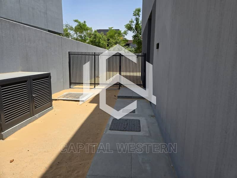 35 4BR+Majlis+Maid | Brand New | Kitchen-furnished