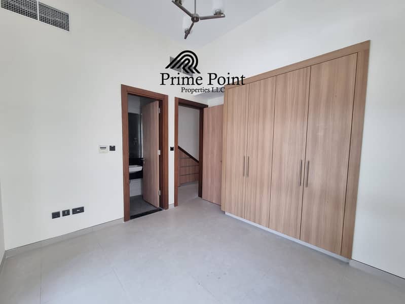 6 WhatsApp Image 2026-09-19 at 13.25. 42. jpeg