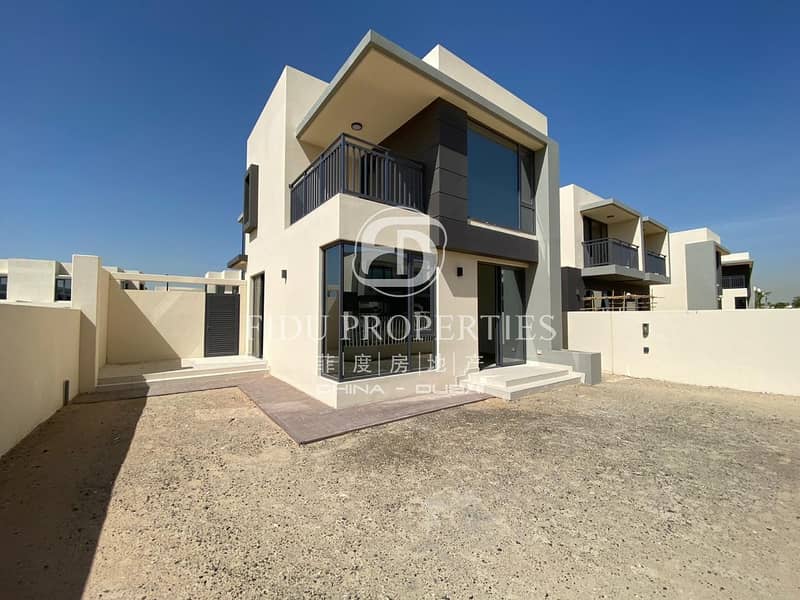 Corner 4 bed Villa | Key in Hand | Big Plot