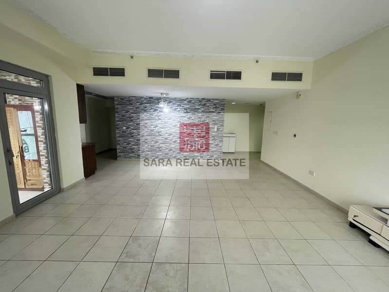 10 4.2 Living Area. JPG