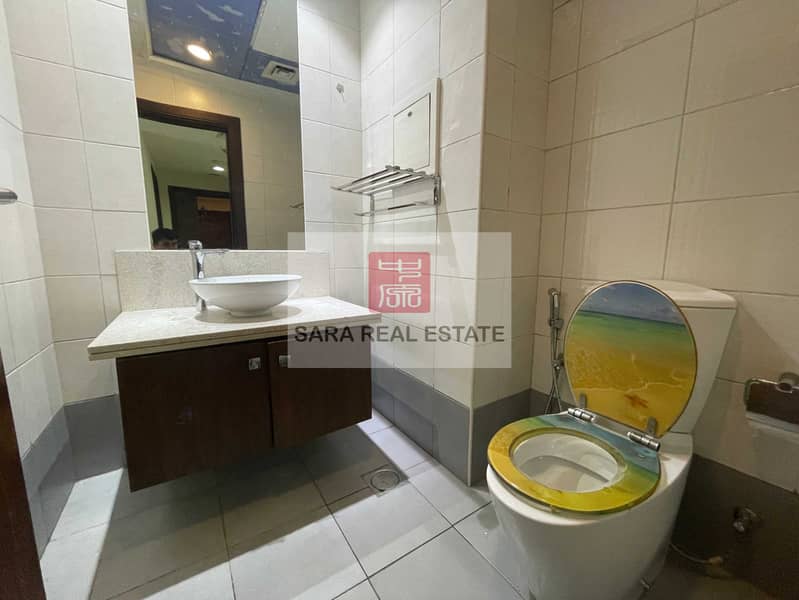 14 5.3 Toilet. JPG