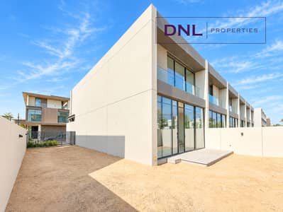 3 Bedroom Townhouse for Sale in Nad Al Sheba Gardens, Dubai - Single Row | Corner Unit | Private and Spacious