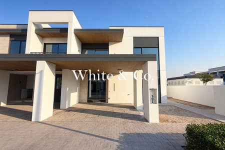 4 Slaapkamers Townhouse te Huur in Arabian Ranches 3, Dubai - Rijwoning in Arabian Ranches 3,May, 4 slaapkamers, 220000 AED - 16564147 4 Slaapkamers Townhouse te Huur in Arabian Ranches 3, Dubai - Rijwoning in Arabian Ranches 3,May, 4 slaapkamers, 220000 AED - 16564147