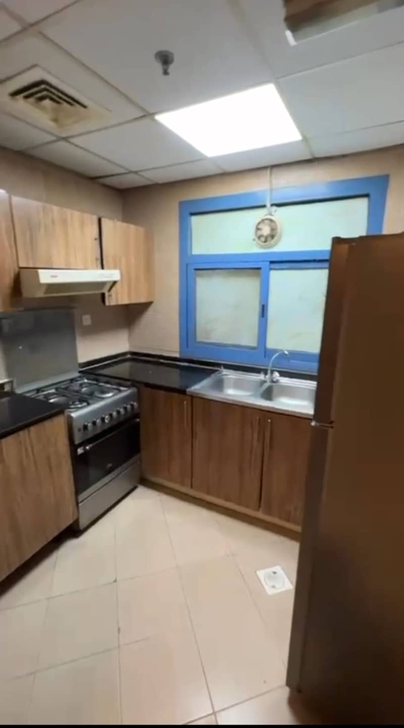 5 04f9246e-1d62-4bbe-8a9d-8a5ae2919dc3. jpg
