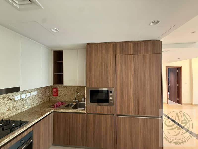 5 19839fd2-3570-4737-b5cd-baf3918e20cb. jpg