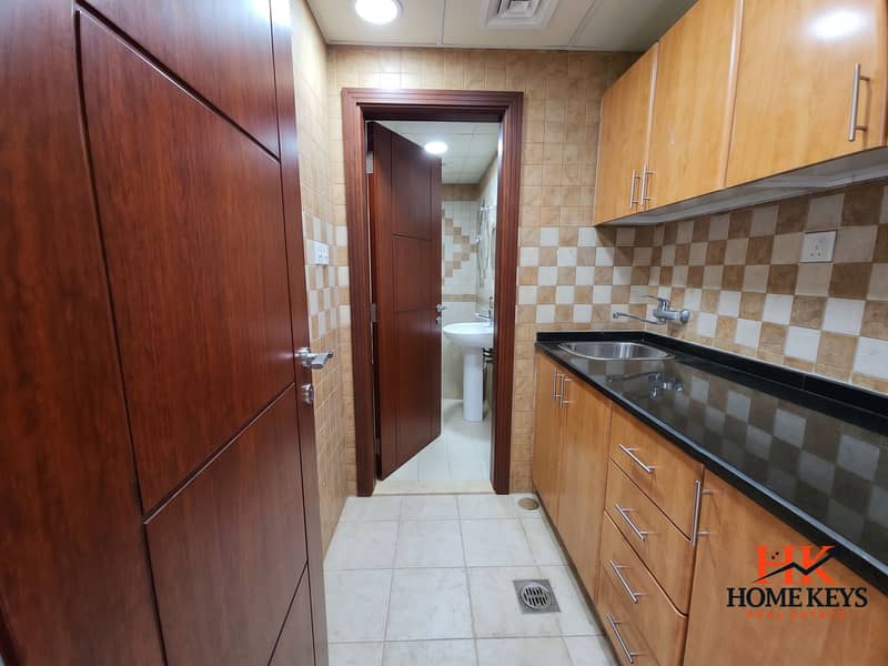 8 2 Pantry+Washroom. jpg