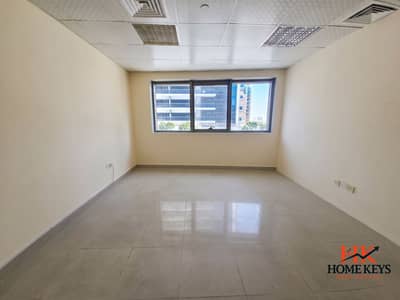 Office zum Miete in Barsha Heights (Tecom), Dubai - 6 CEO Room (Big). jpg Office zum Miete in Barsha Heights (Tecom), Dubai - 6 CEO Room (Big). jpg