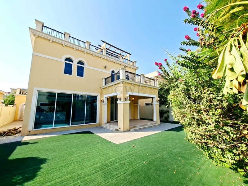 Villa en Jumeirah Park,District 9, 4 dormitorios, 305000 AED - 16564940 Villa en Jumeirah Park,District 9, 4 dormitorios, 305000 AED - 16564940