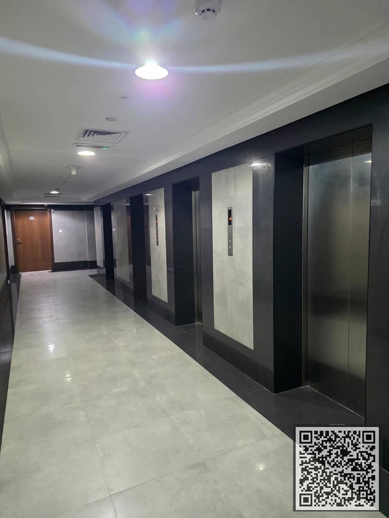 4 b725efc0-5124-43d8-b89b-7e7b813cb0a4. JPG