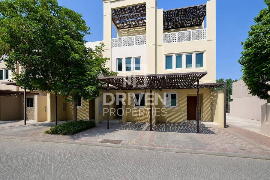 Spacious | Private Garden | Tranquil Living Spacious | Private Garden | Tranquil Living