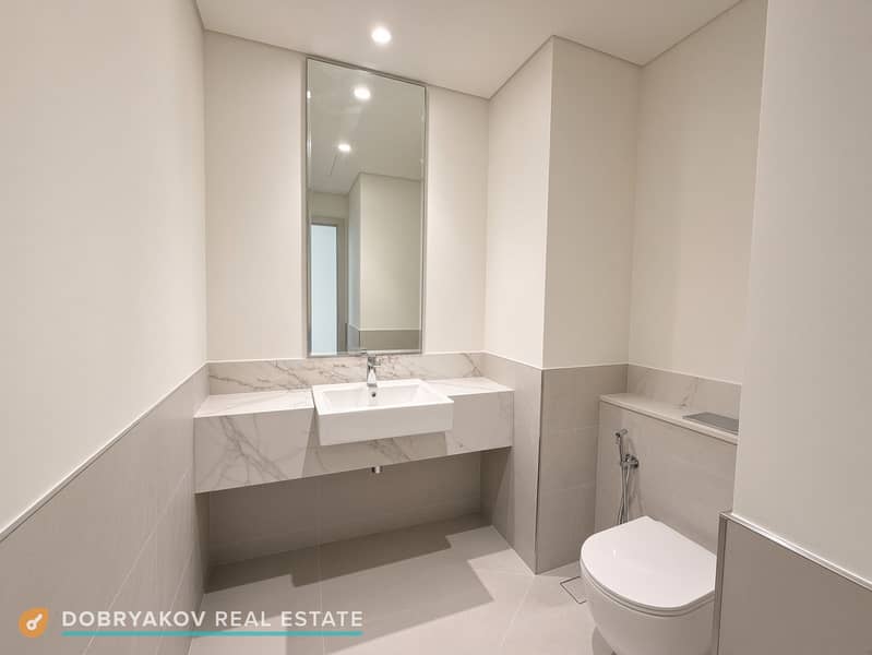 15 16_guest_bathroom. jpg