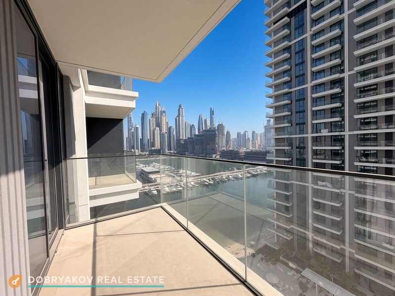 18 19_balcony_marina. jpg